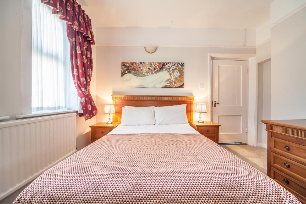 Hotel The Manor At Bickley Bromley Exterior foto